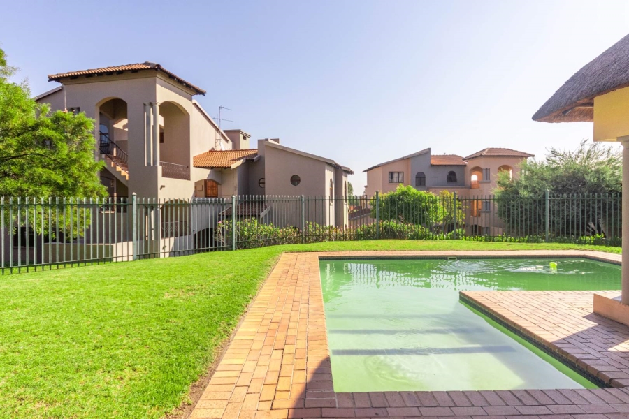 To Let 2 Bedroom Property for Rent in Noordhang Gauteng