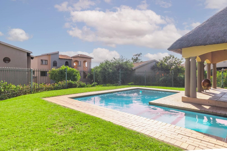 To Let 2 Bedroom Property for Rent in Noordhang Gauteng
