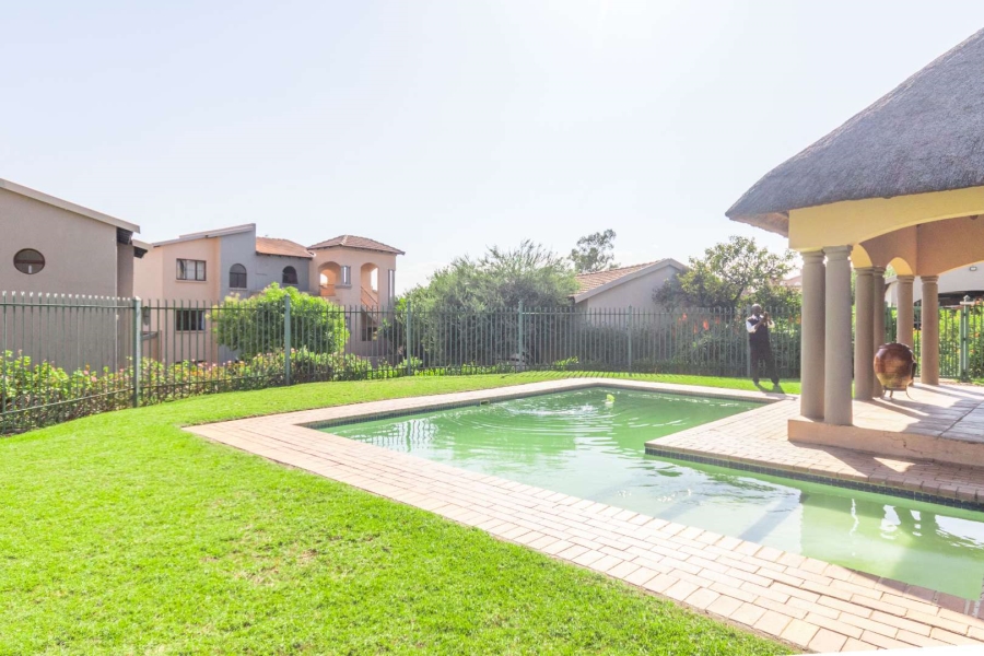 To Let 2 Bedroom Property for Rent in Noordhang Gauteng