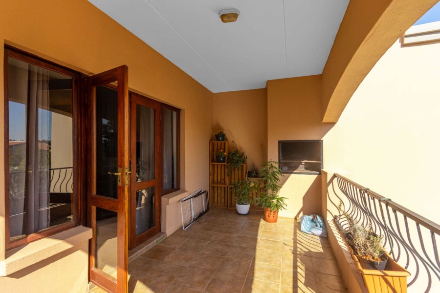 To Let 2 Bedroom Property for Rent in Noordhang Gauteng