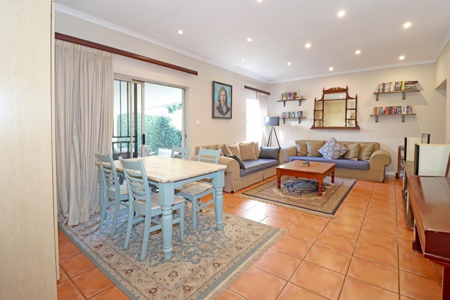 3 Bedroom Property for Sale in Faerie Glen Gauteng