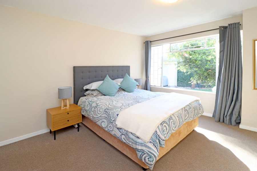 3 Bedroom Property for Sale in Faerie Glen Gauteng