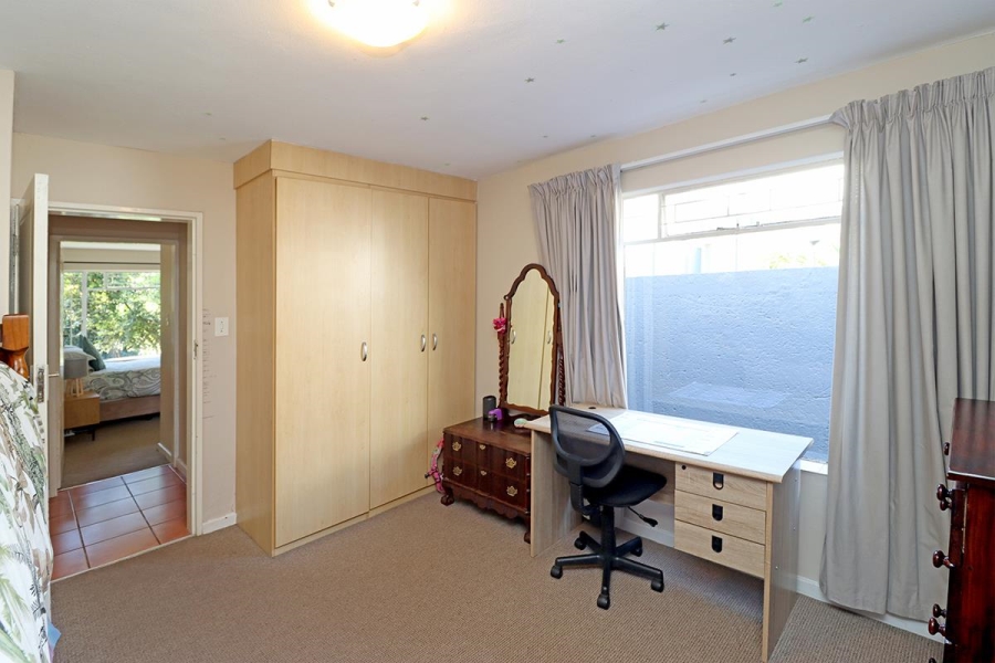 3 Bedroom Property for Sale in Faerie Glen Gauteng
