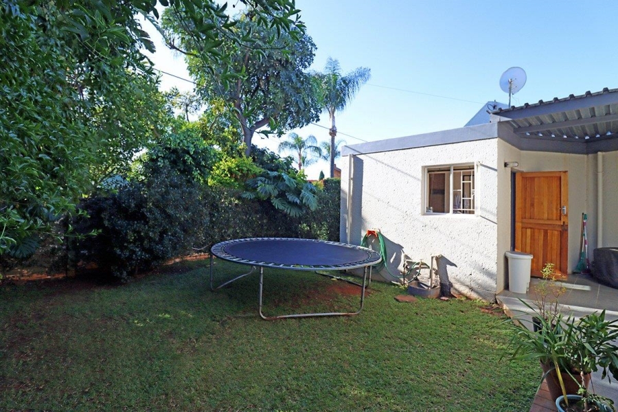 3 Bedroom Property for Sale in Faerie Glen Gauteng