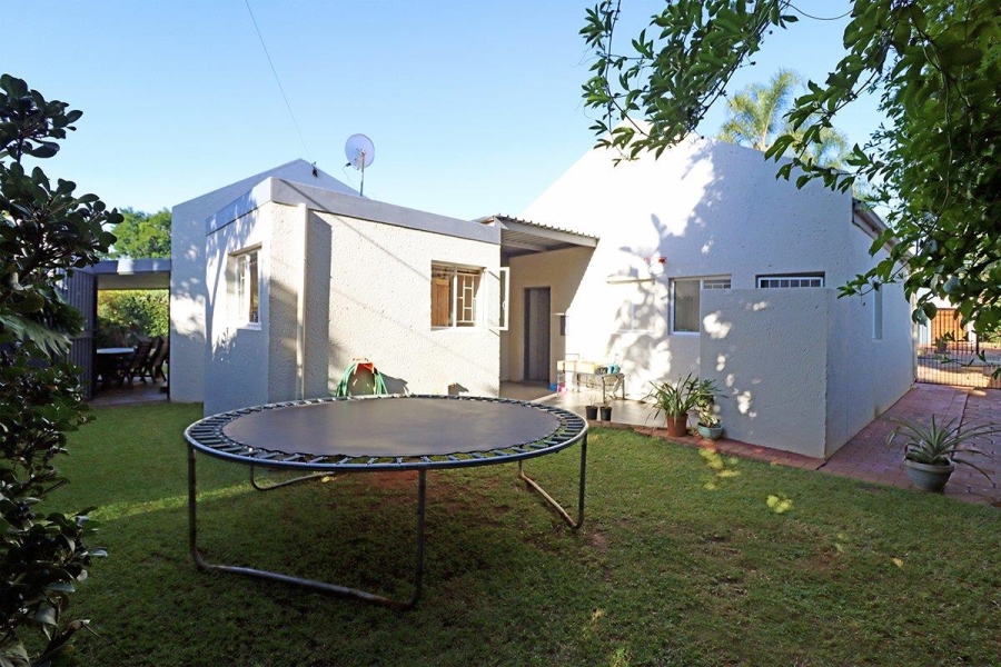 3 Bedroom Property for Sale in Faerie Glen Gauteng