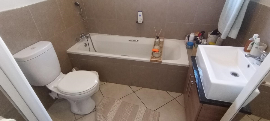 2 Bedroom Property for Sale in Sagewood Gauteng