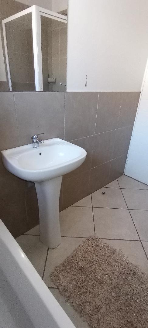 2 Bedroom Property for Sale in Sagewood Gauteng