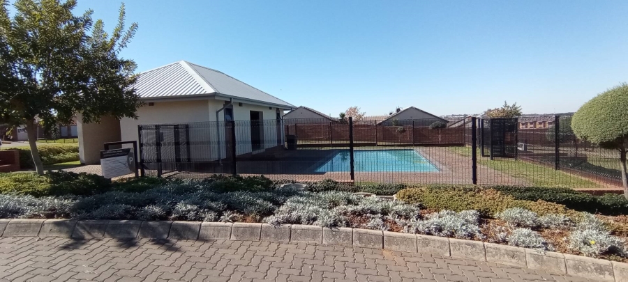 2 Bedroom Property for Sale in Sagewood Gauteng