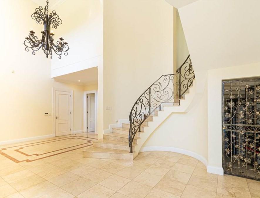 4 Bedroom Property for Sale in Sandhurst Gauteng