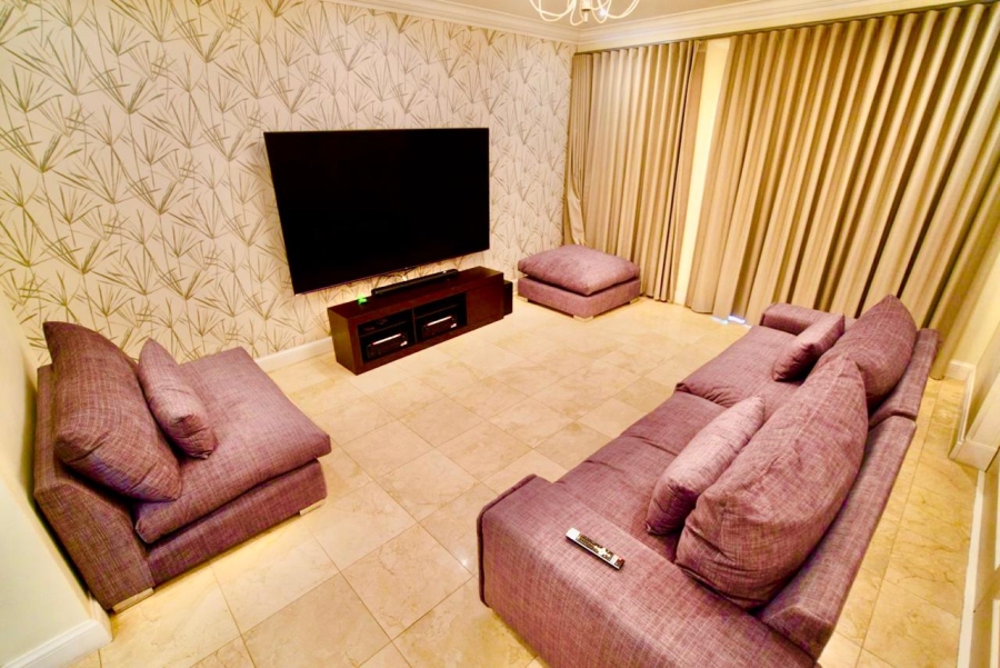 4 Bedroom Property for Sale in Sandhurst Gauteng