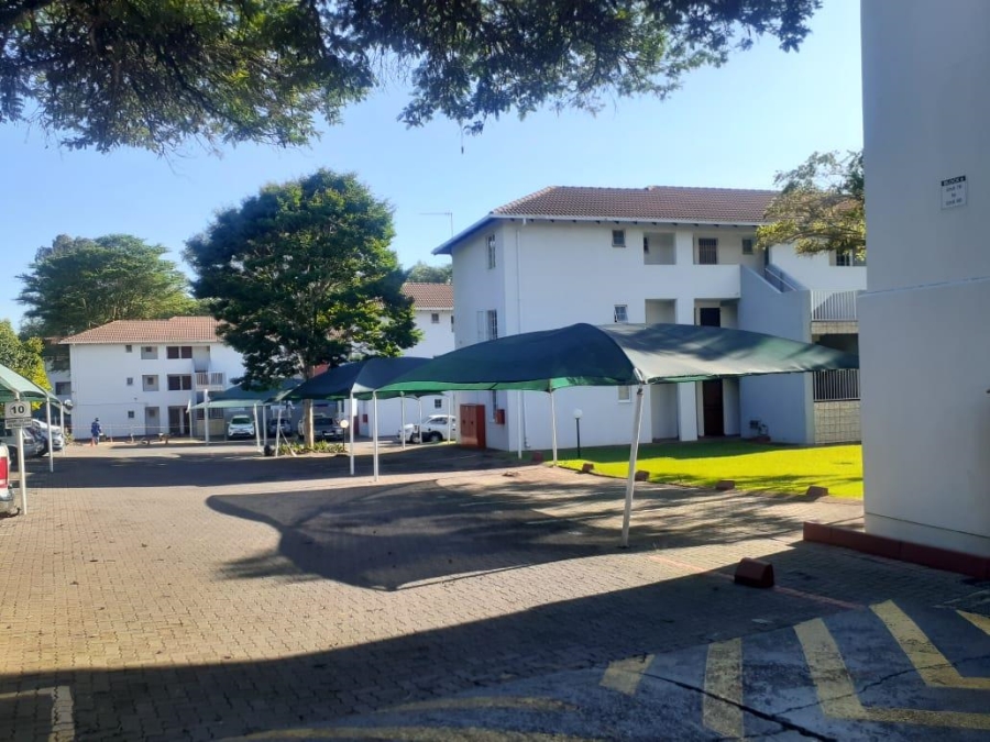 To Let 2 Bedroom Property for Rent in Groenkloof Gauteng