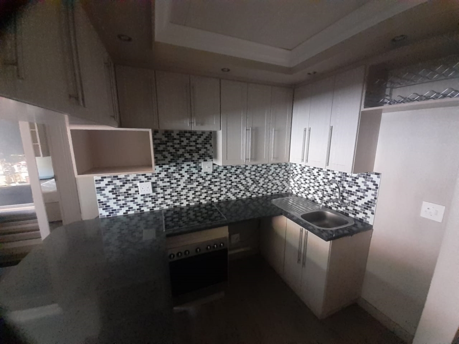 To Let 2 Bedroom Property for Rent in Groenkloof Gauteng