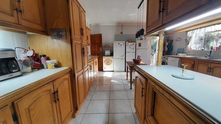 4 Bedroom Property for Sale in Allen Grove Gauteng