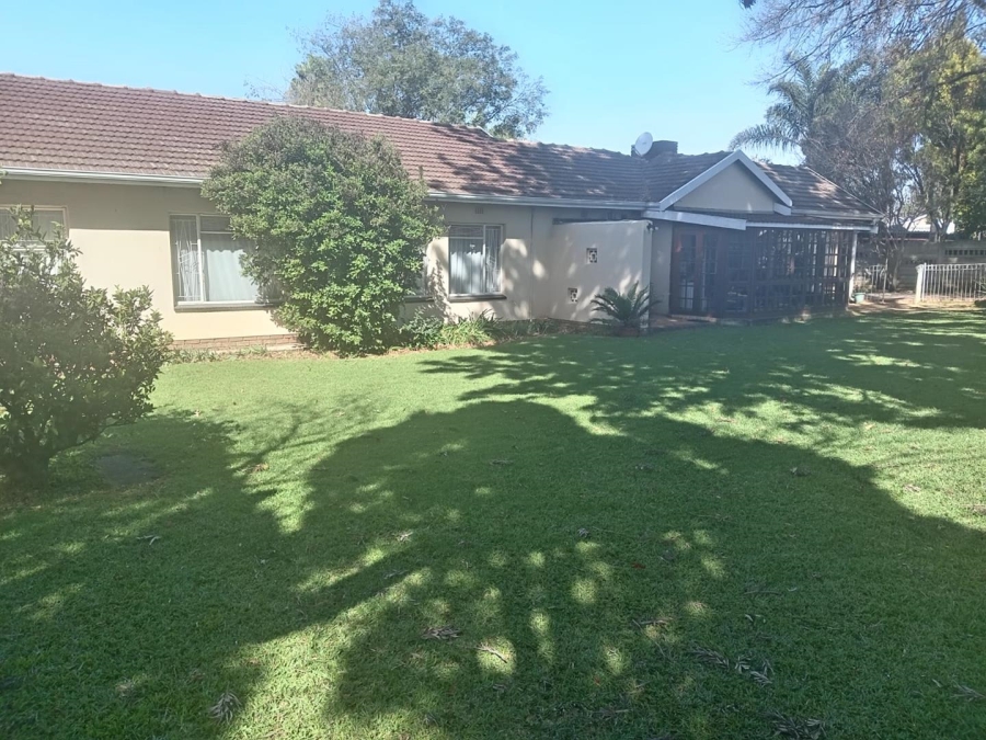 4 Bedroom Property for Sale in Birchleigh Gauteng