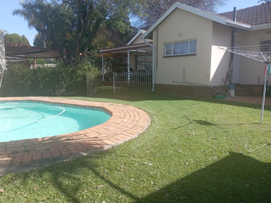4 Bedroom Property for Sale in Birchleigh Gauteng