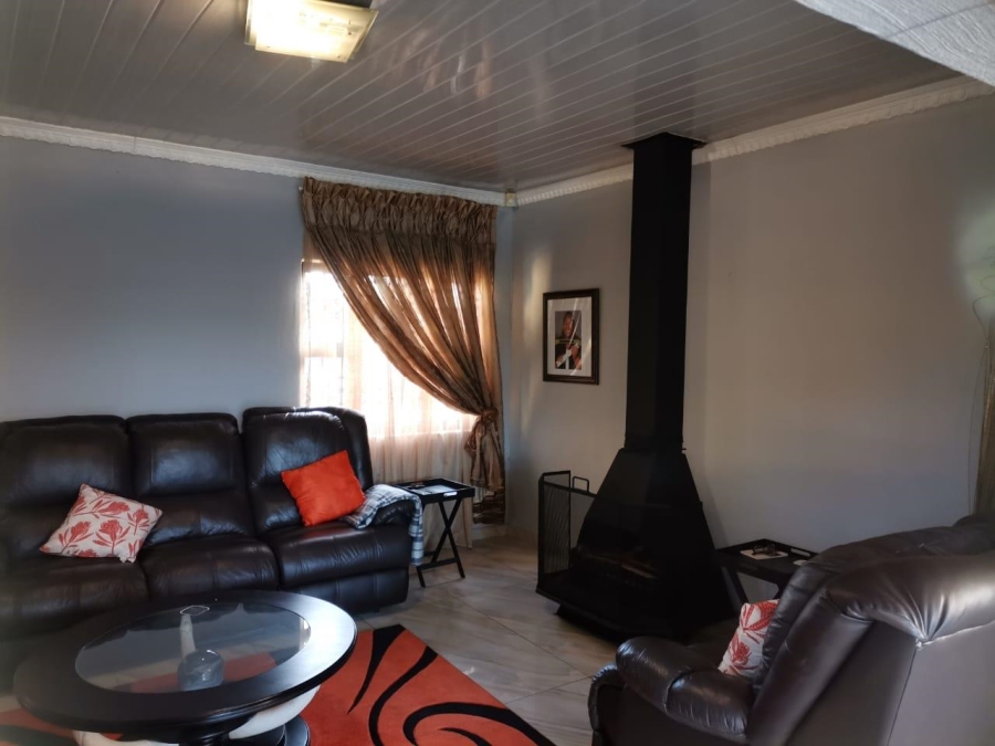 3 Bedroom Property for Sale in Witpoortjie Gauteng