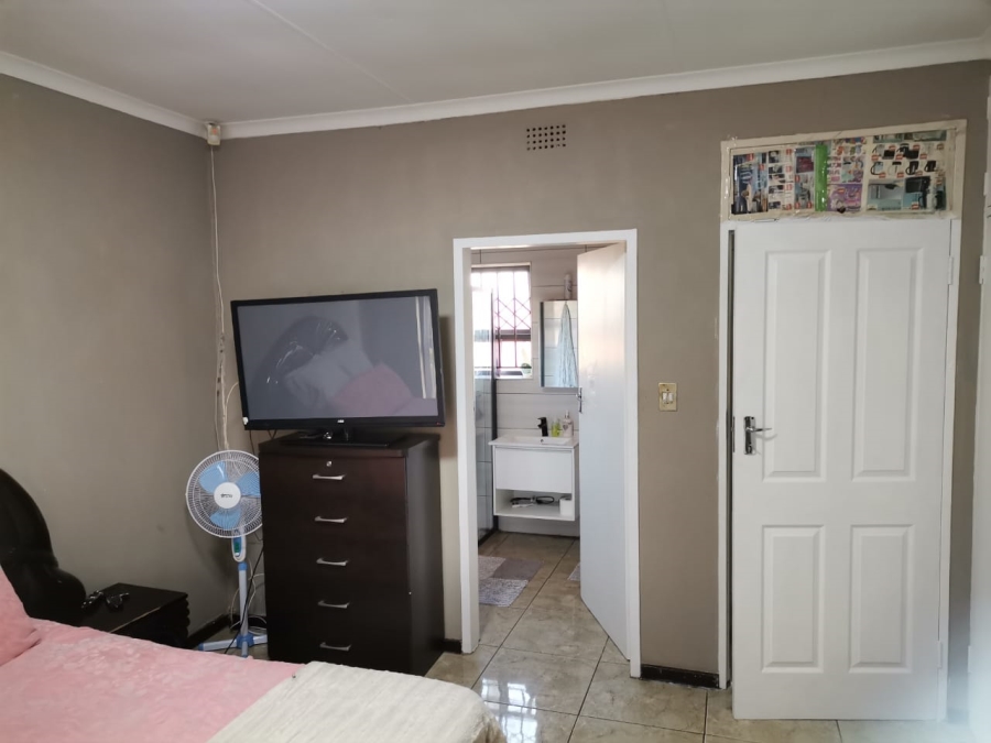 3 Bedroom Property for Sale in Witpoortjie Gauteng