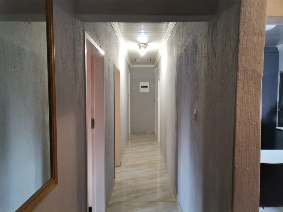 3 Bedroom Property for Sale in Witpoortjie Gauteng