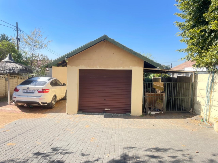 3 Bedroom Property for Sale in Tulisa Park Gauteng