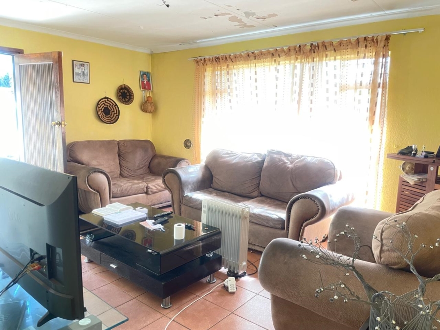 3 Bedroom Property for Sale in Tulisa Park Gauteng
