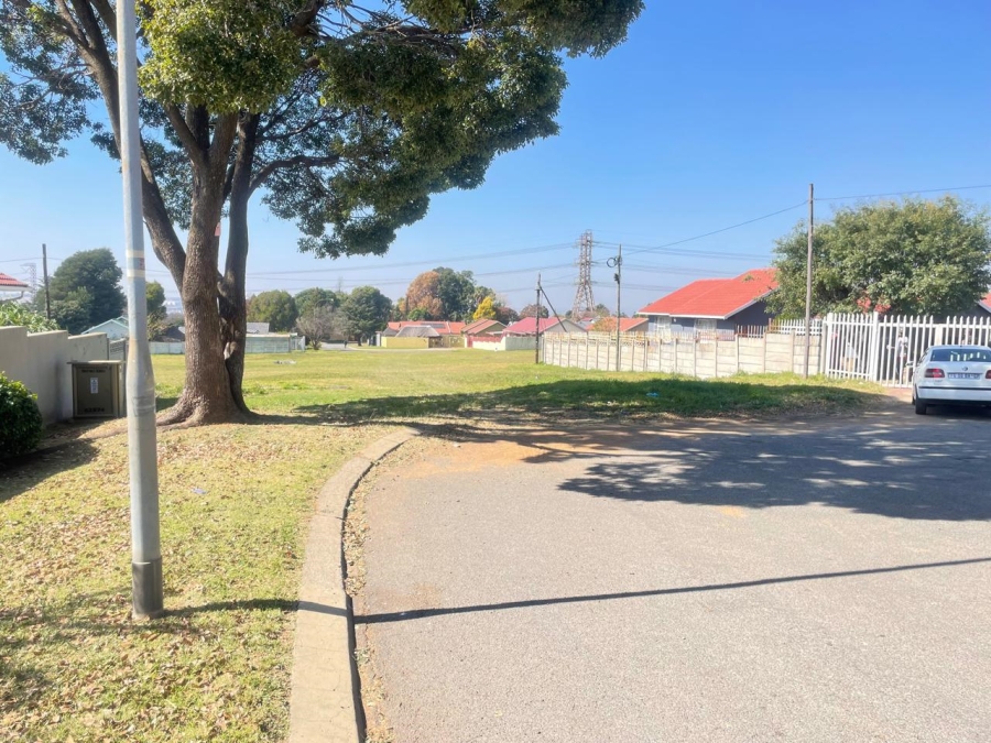 3 Bedroom Property for Sale in Tulisa Park Gauteng