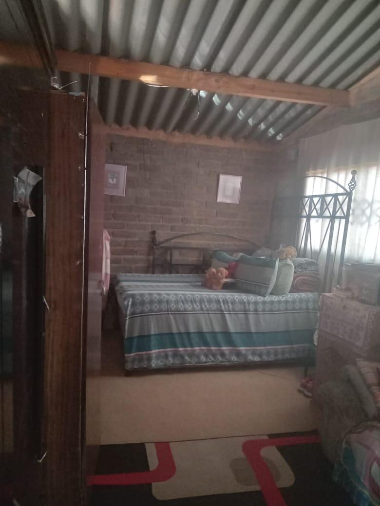1 Bedroom Property for Sale in Bram Fischerville Gauteng