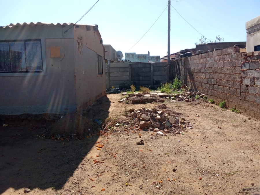 1 Bedroom Property for Sale in Bram Fischerville Gauteng