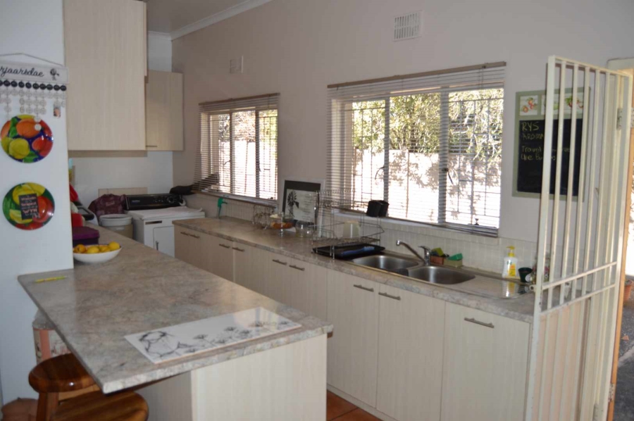 4 Bedroom Property for Sale in Brackendowns Gauteng