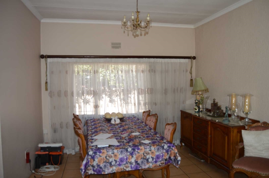 4 Bedroom Property for Sale in Brackendowns Gauteng