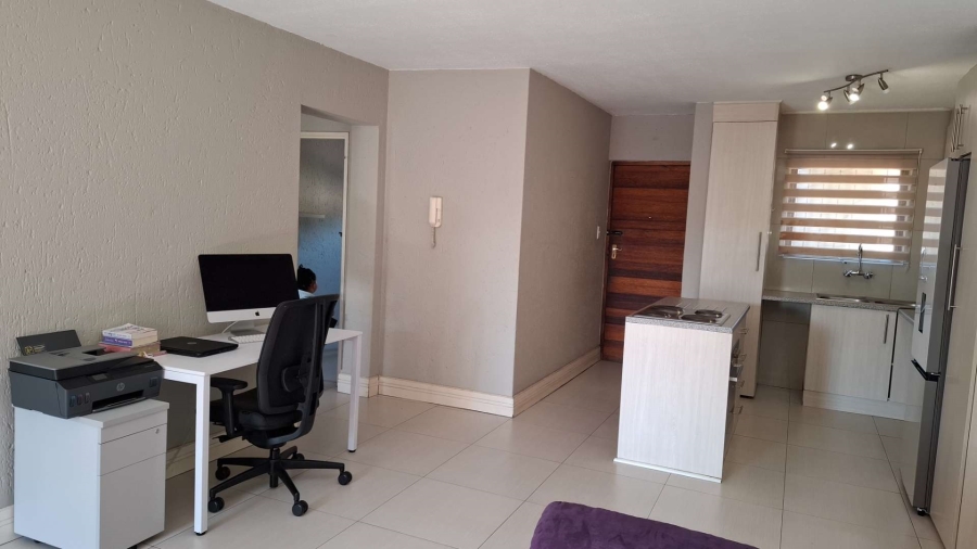2 Bedroom Property for Sale in New Market Gauteng