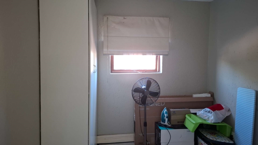 2 Bedroom Property for Sale in New Market Gauteng