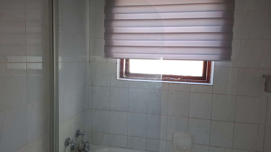 2 Bedroom Property for Sale in New Market Gauteng