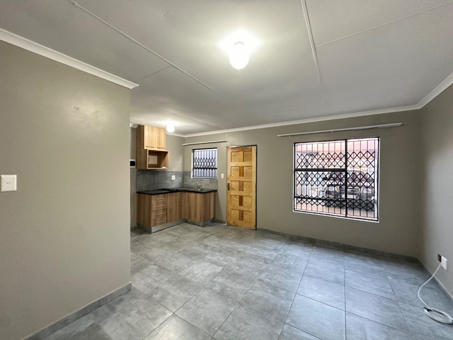 To Let 1 Bedroom Property for Rent in Danville Gauteng