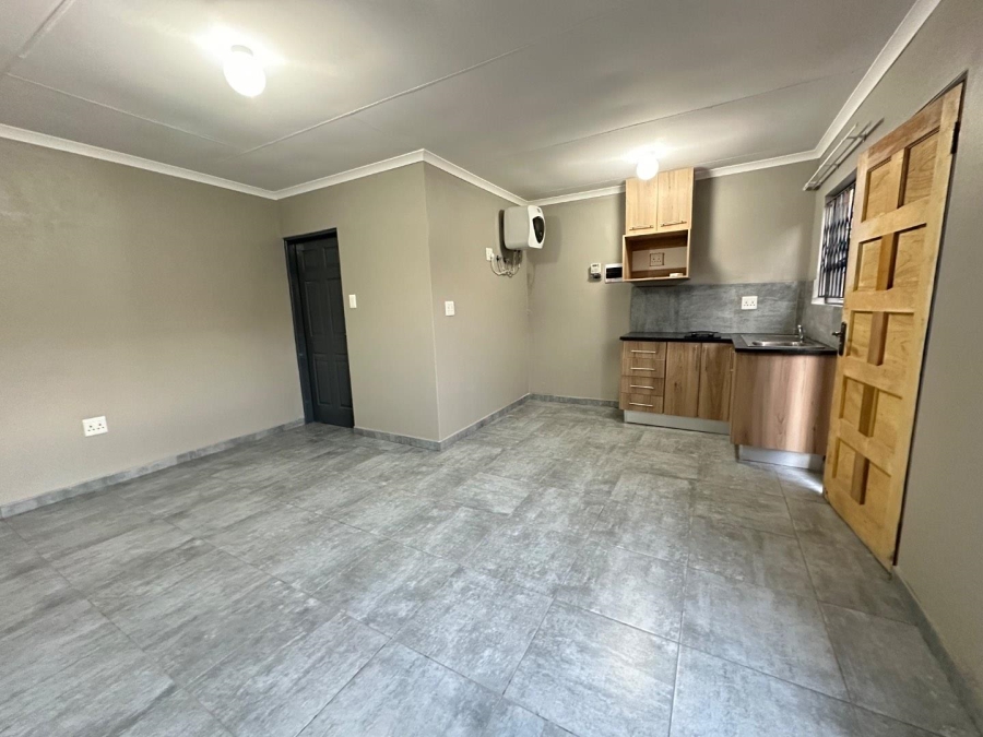 To Let 1 Bedroom Property for Rent in Danville Gauteng