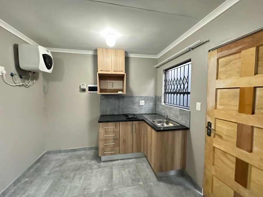 To Let 1 Bedroom Property for Rent in Danville Gauteng