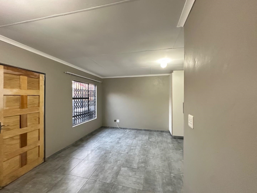 To Let 1 Bedroom Property for Rent in Danville Gauteng