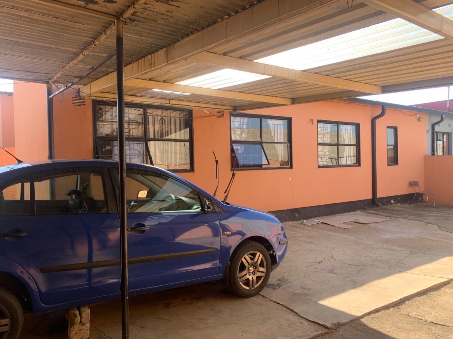 3 Bedroom Property for Sale in Klipspruit West Ext 2 Gauteng