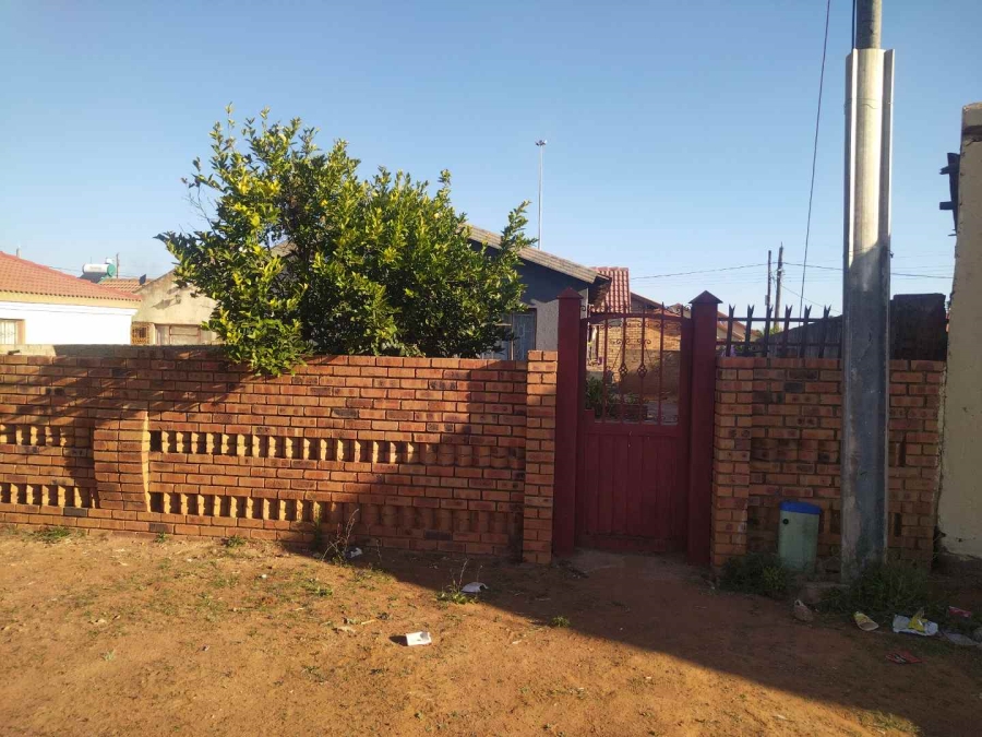 2 Bedroom Property for Sale in Soshanguve L Gauteng