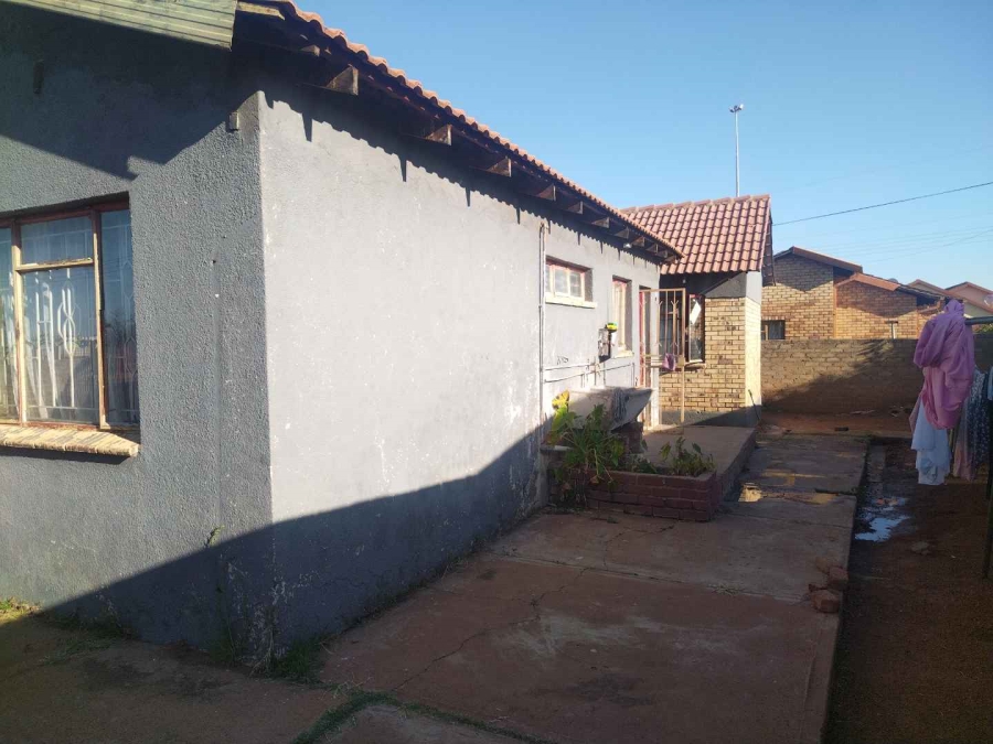 2 Bedroom Property for Sale in Soshanguve L Gauteng