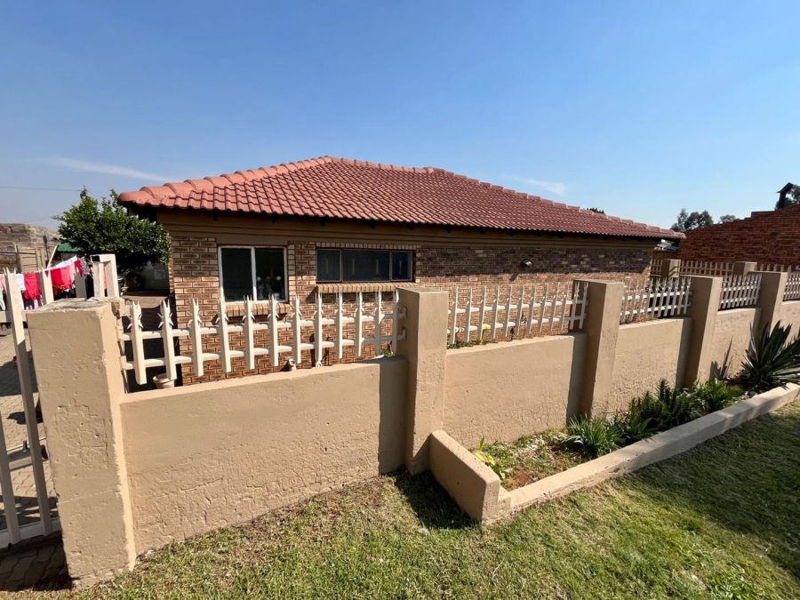 3 Bedroom Property for Sale in Vosloorus Gauteng