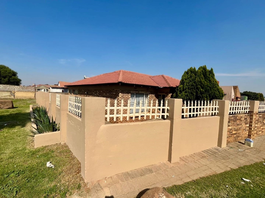 3 Bedroom Property for Sale in Vosloorus Gauteng