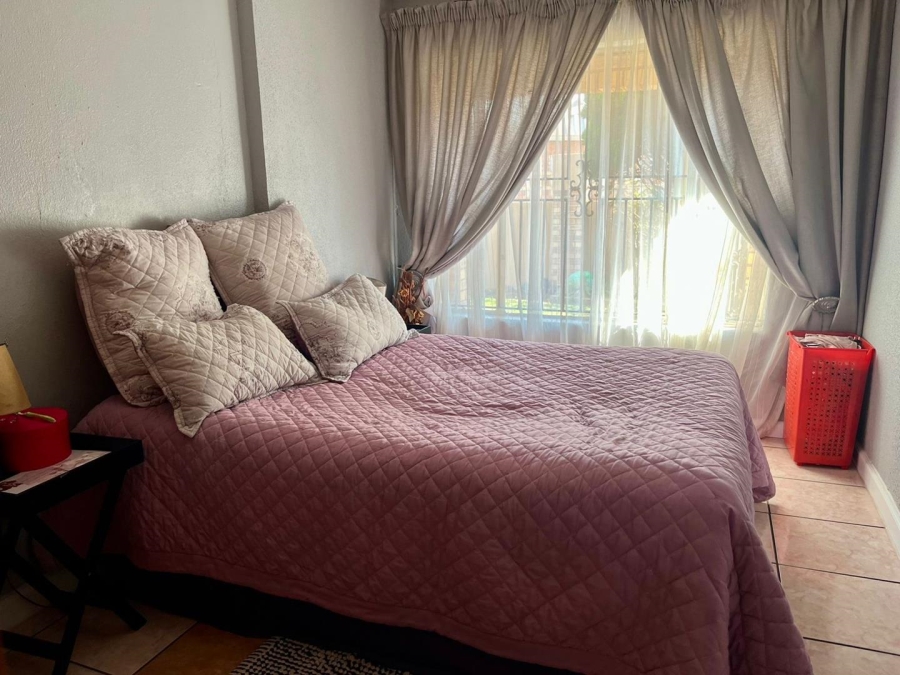 3 Bedroom Property for Sale in Vosloorus Gauteng
