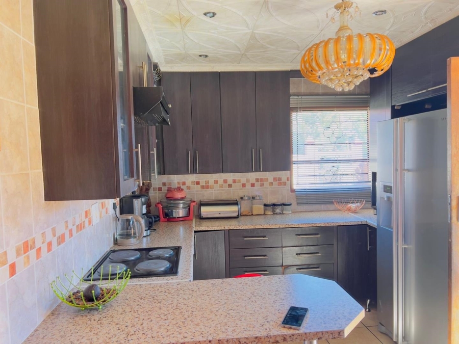3 Bedroom Property for Sale in Mabopane Gauteng
