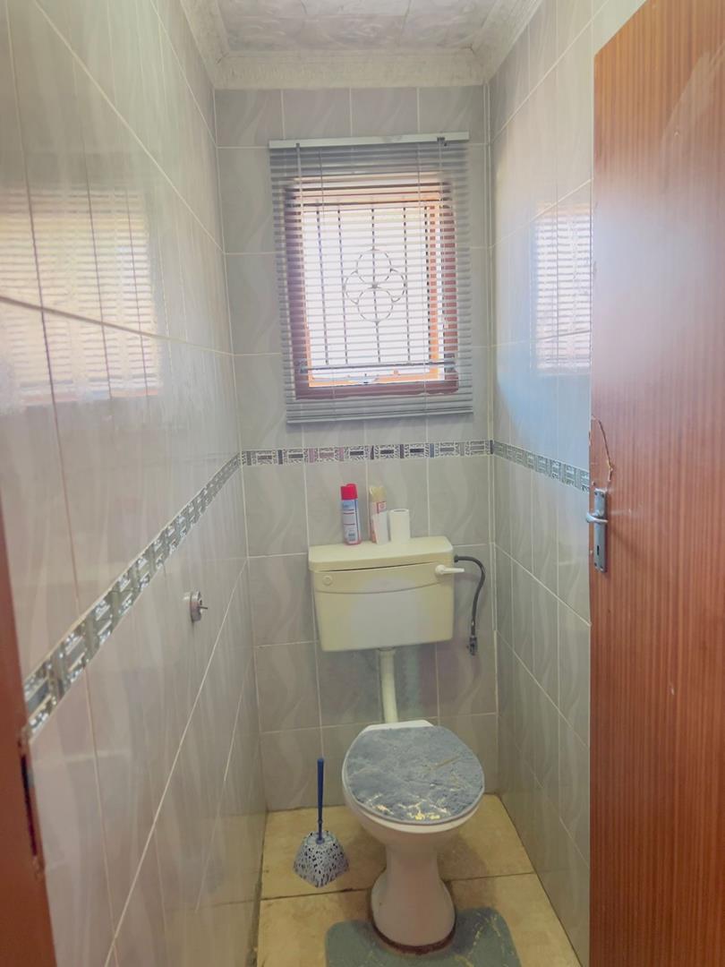 3 Bedroom Property for Sale in Mabopane Gauteng