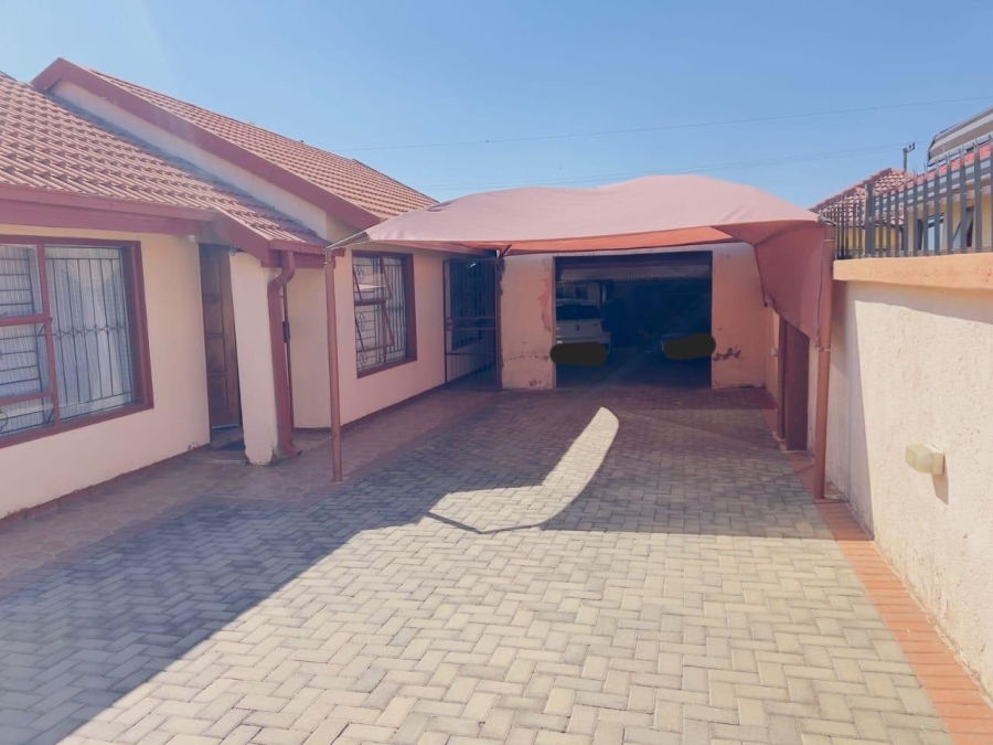 3 Bedroom Property for Sale in Mabopane Gauteng