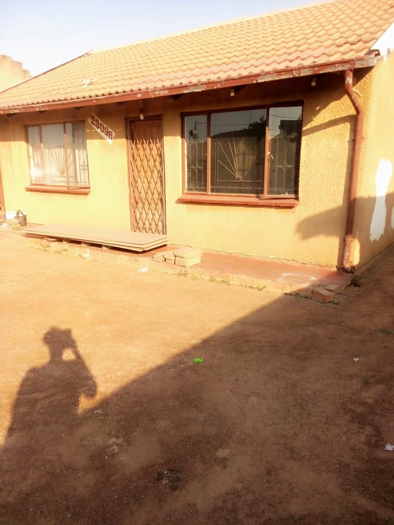 2 Bedroom Property for Sale in Mamelodi East Gauteng