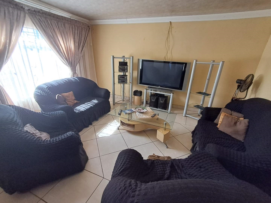 3 Bedroom Property for Sale in Winnie Mandela Gauteng