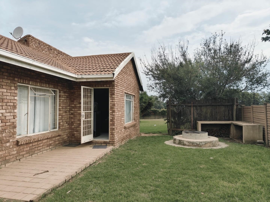 To Let 3 Bedroom Property for Rent in Mnandi Gauteng