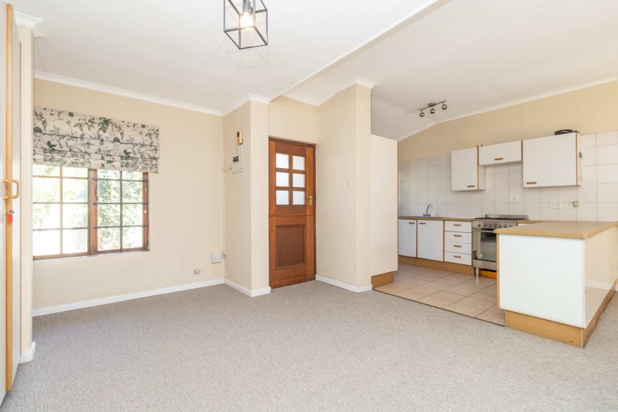 1 Bedroom Property for Sale in Bryanston Gauteng