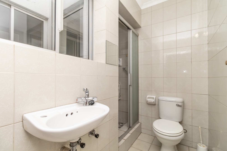 1 Bedroom Property for Sale in Bryanston Gauteng